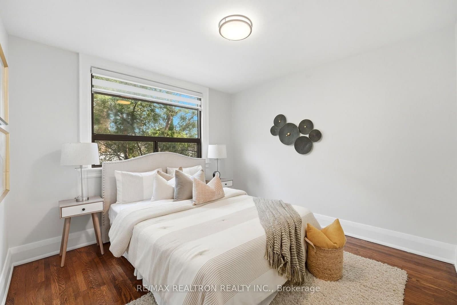 1056 Woodbine Avenue W thumbnail 22