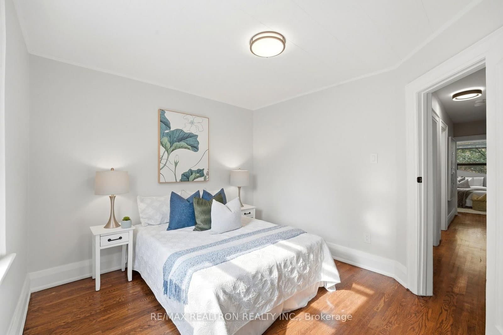 1056 Woodbine Avenue W thumbnail 28