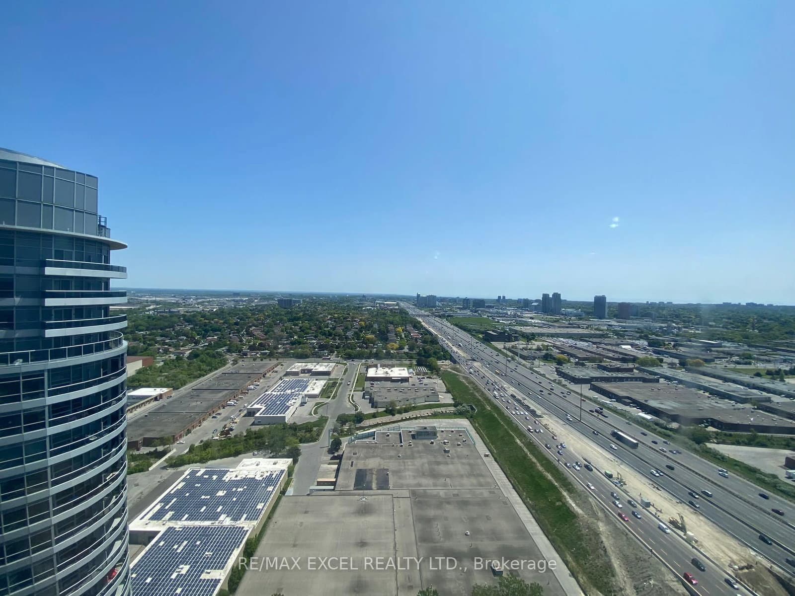 125 Village Green Square, Unit 3901 thumbnail 19