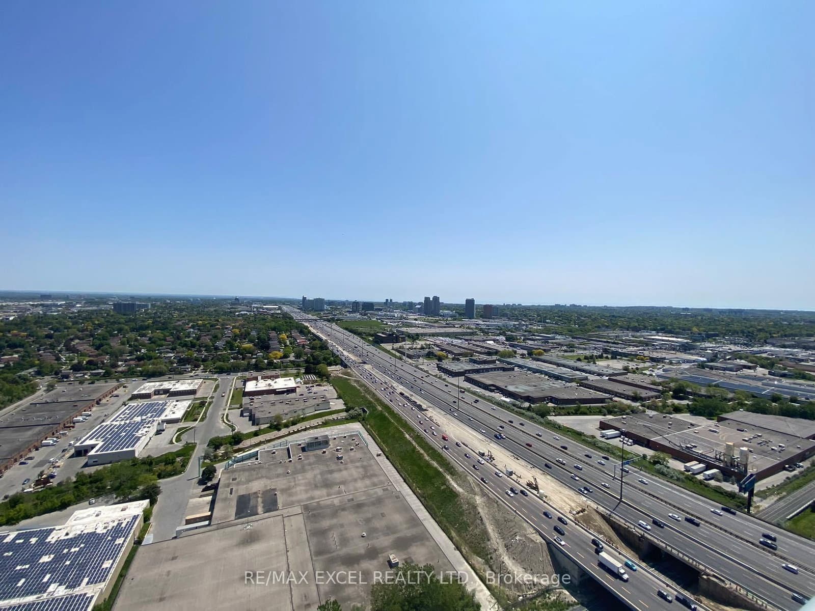 125 Village Green Square, Unit 3901 thumbnail 20