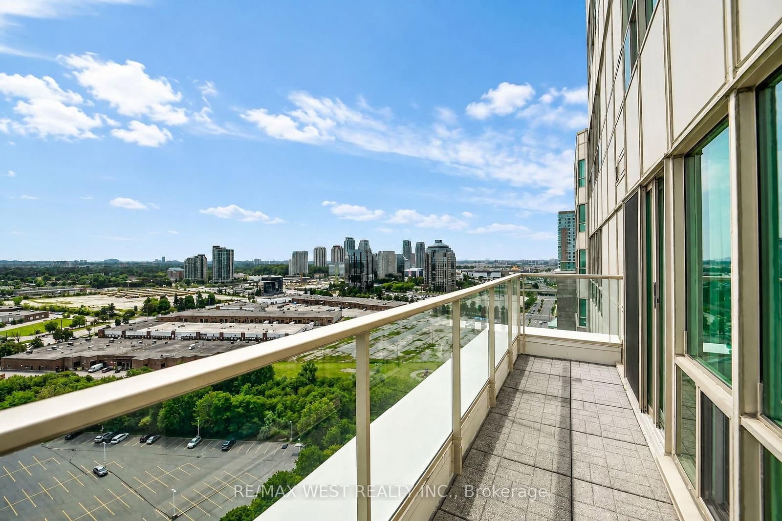 8 Lee Centre Drive, Unit PH103 thumbnail 9