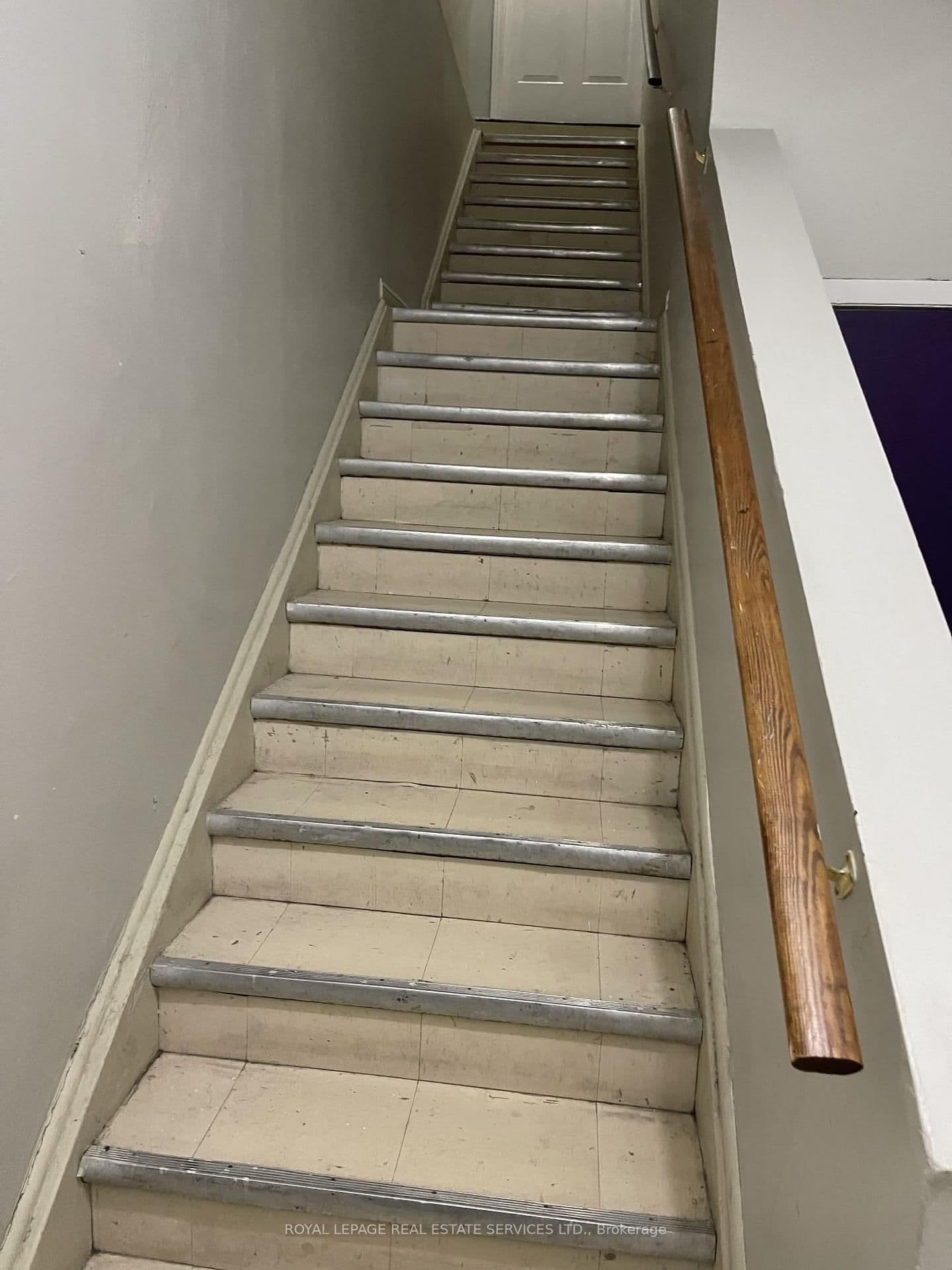 753 Gerrard Street E, Unit 2 thumbnail 6