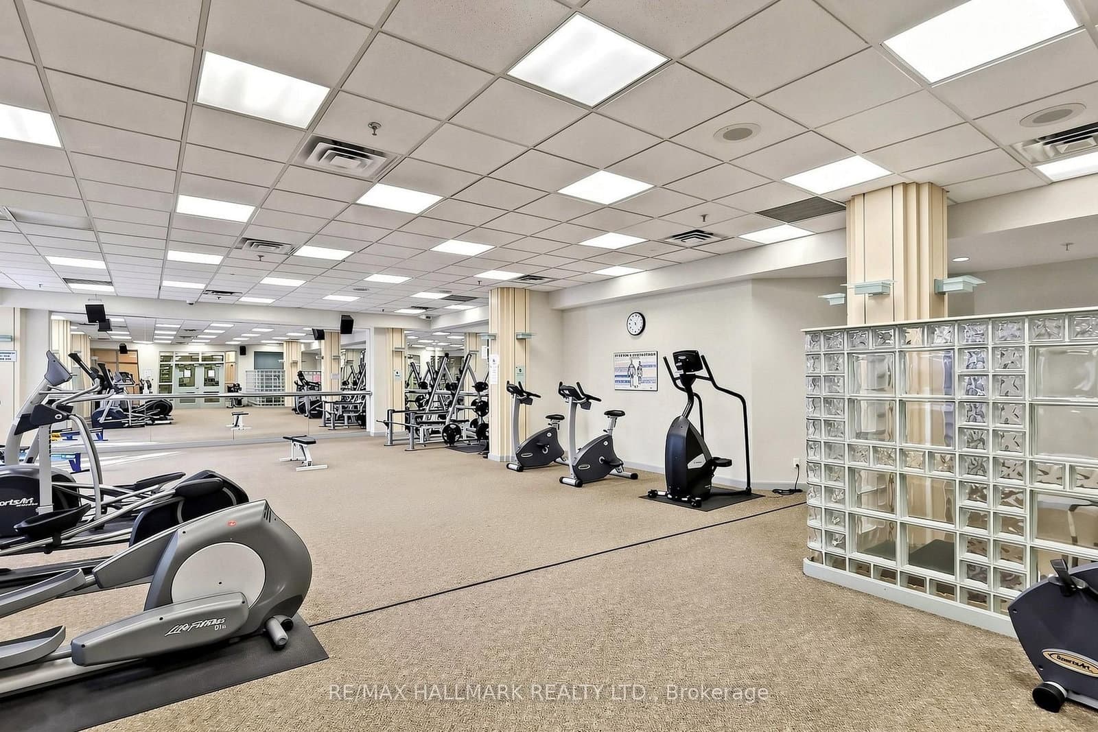 68 Corporate Drive, Unit 621 thumbnail 22