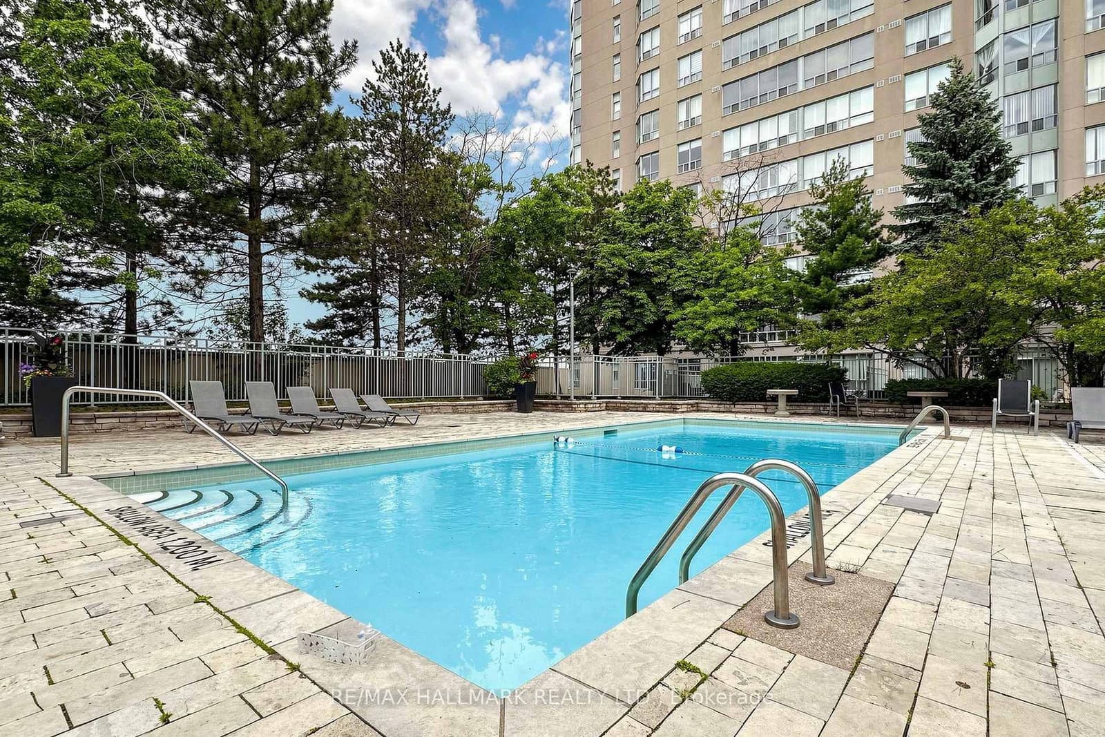 68 Corporate Drive, Unit 621 thumbnail 29