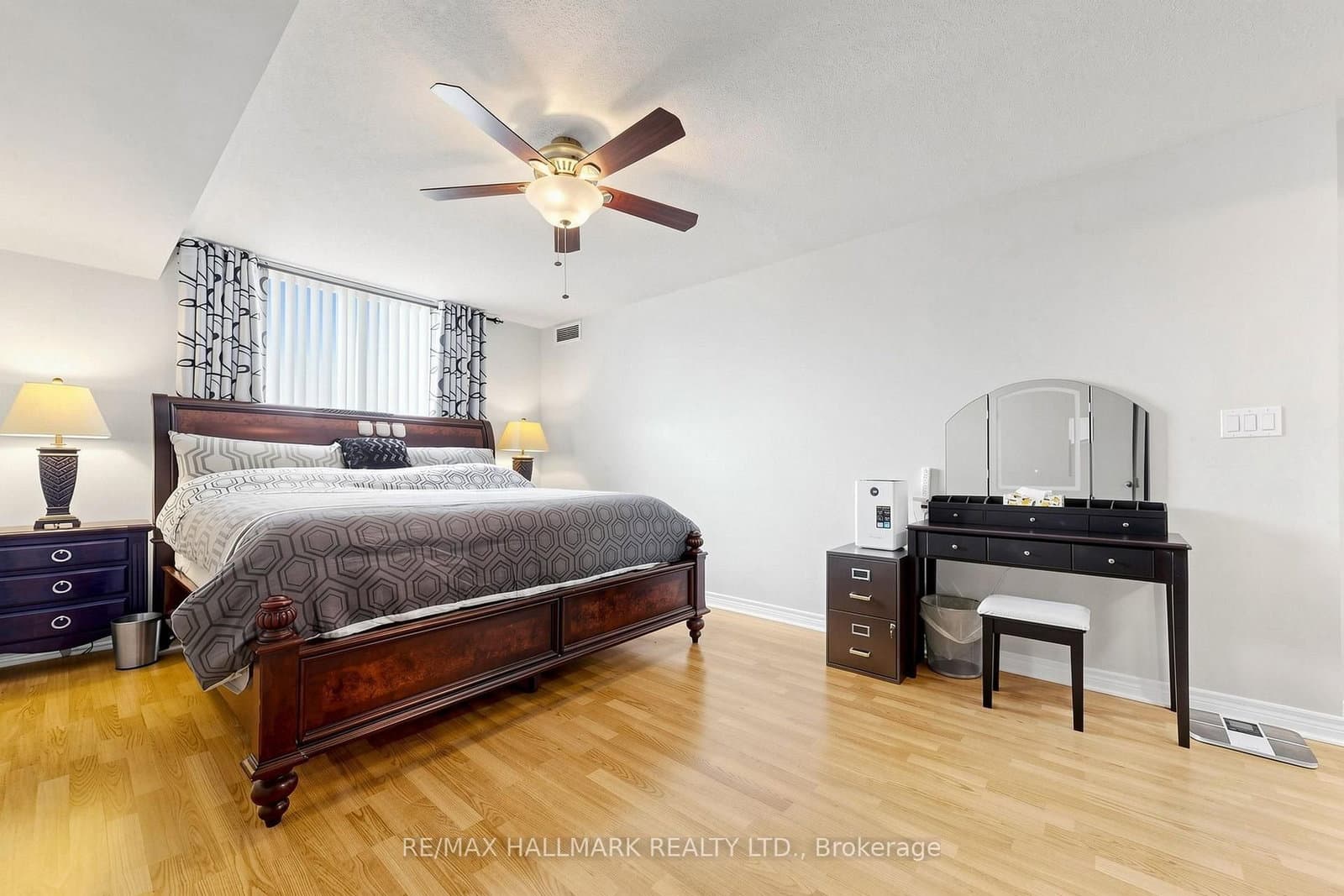 68 Corporate Drive, Unit 621 thumbnail 8