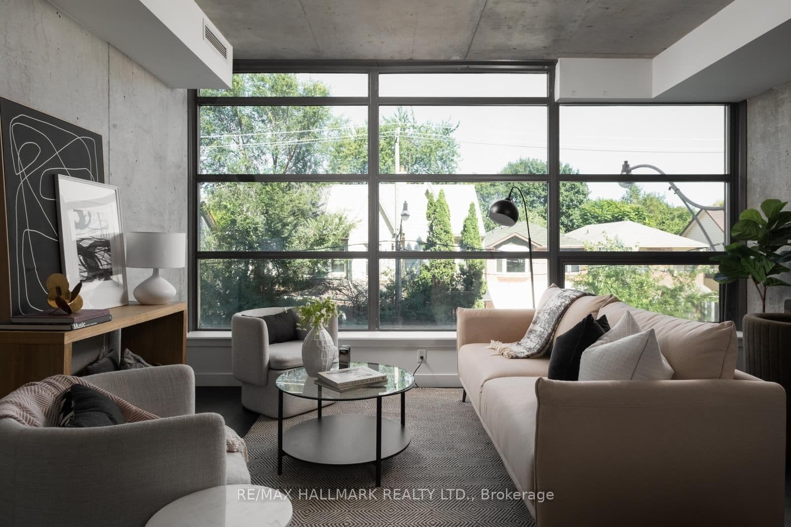 90 Broadview Avenue, Unit 202 thumbnail 6