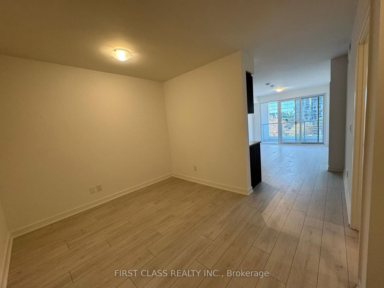 2033 Kennedy Road, Unit 507 thumbnail 10