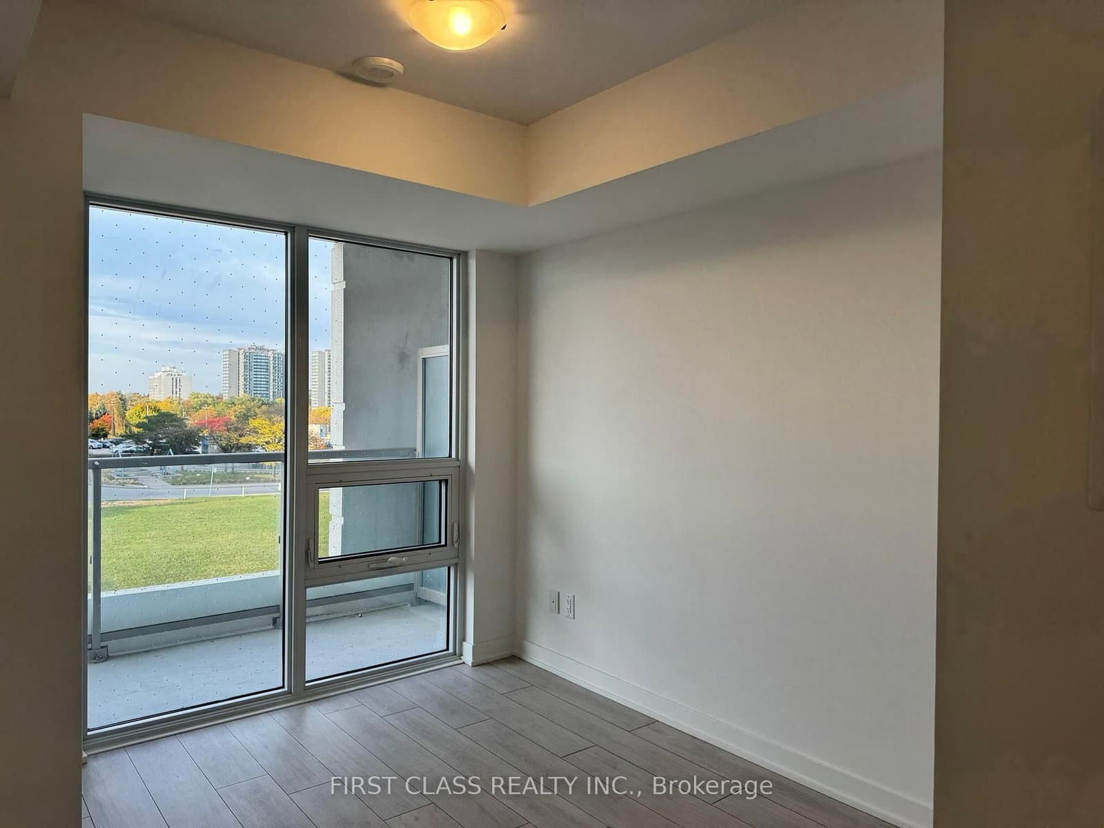 2033 Kennedy Road, Unit 507 thumbnail 5