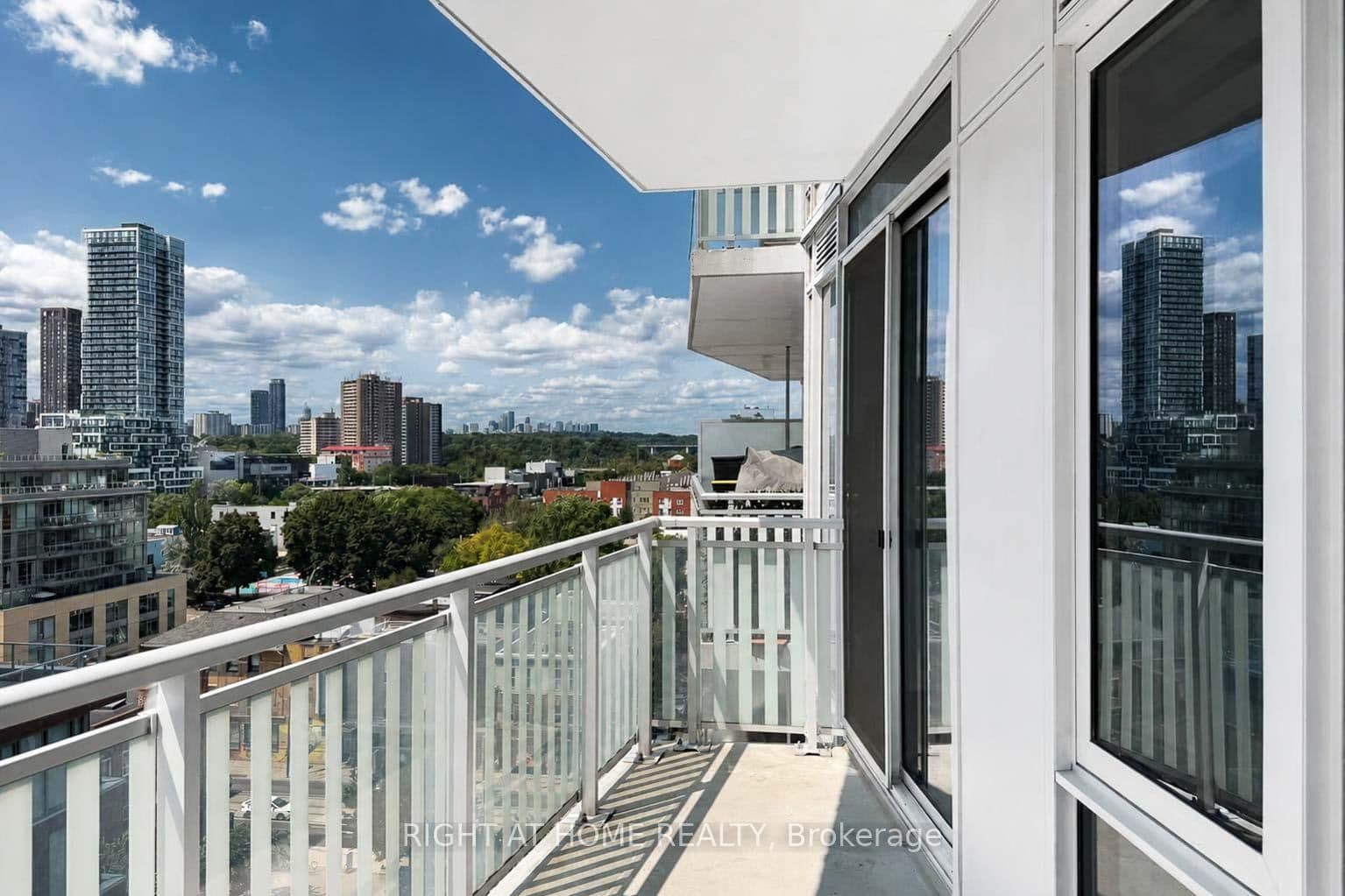 45 BASEBALL Place, Unit 903 thumbnail 23