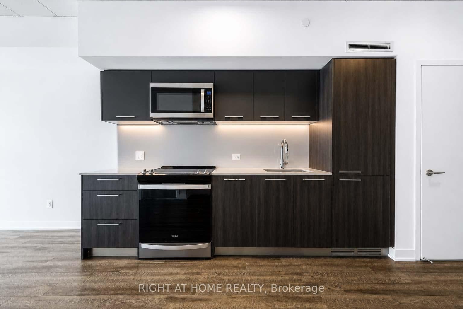 45 BASEBALL Place, Unit 903 thumbnail 9