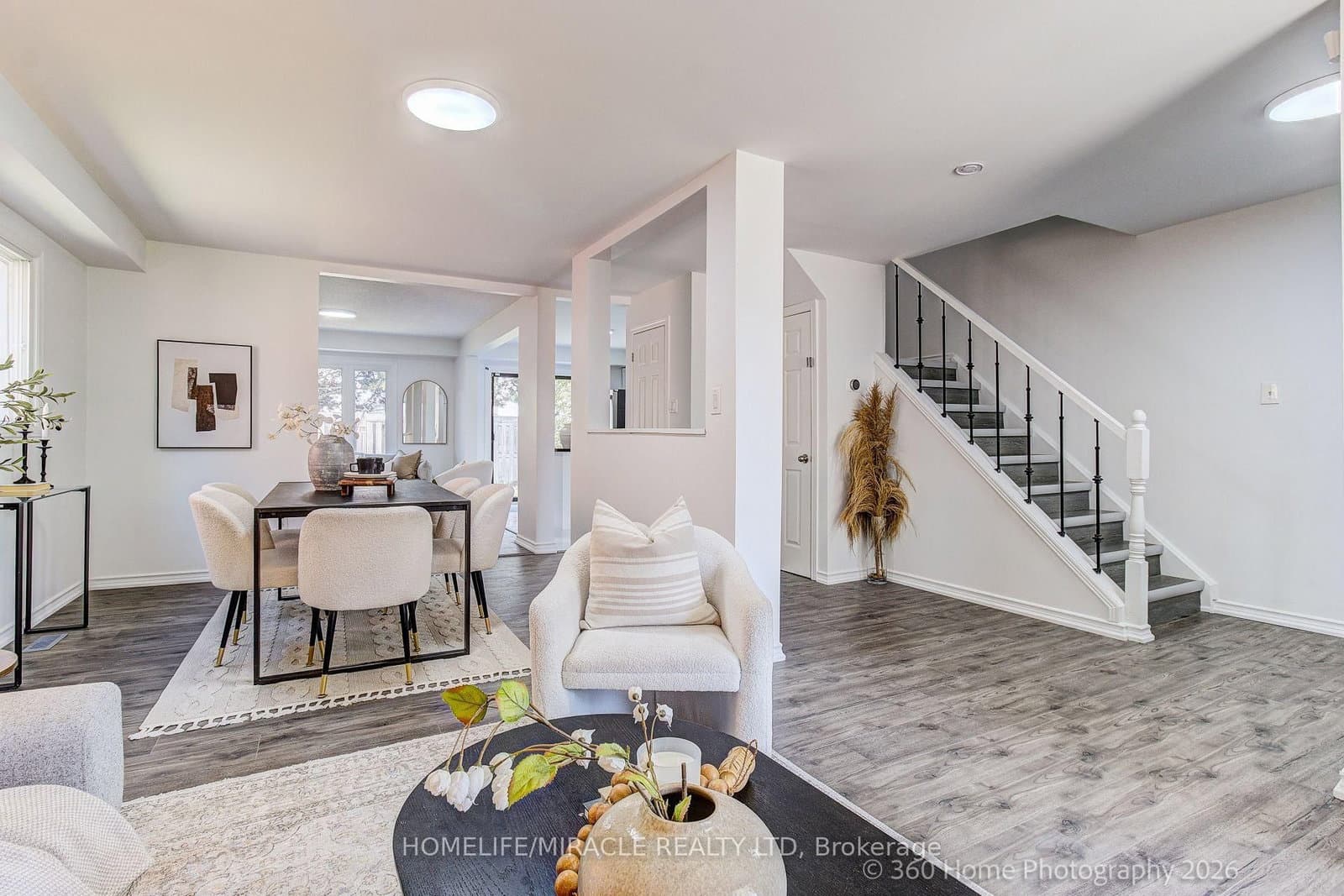 25 Chalmers Crescent thumbnail 4