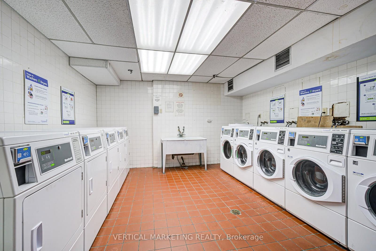 20 Gilder Drive E, Unit PH07 thumbnail 42