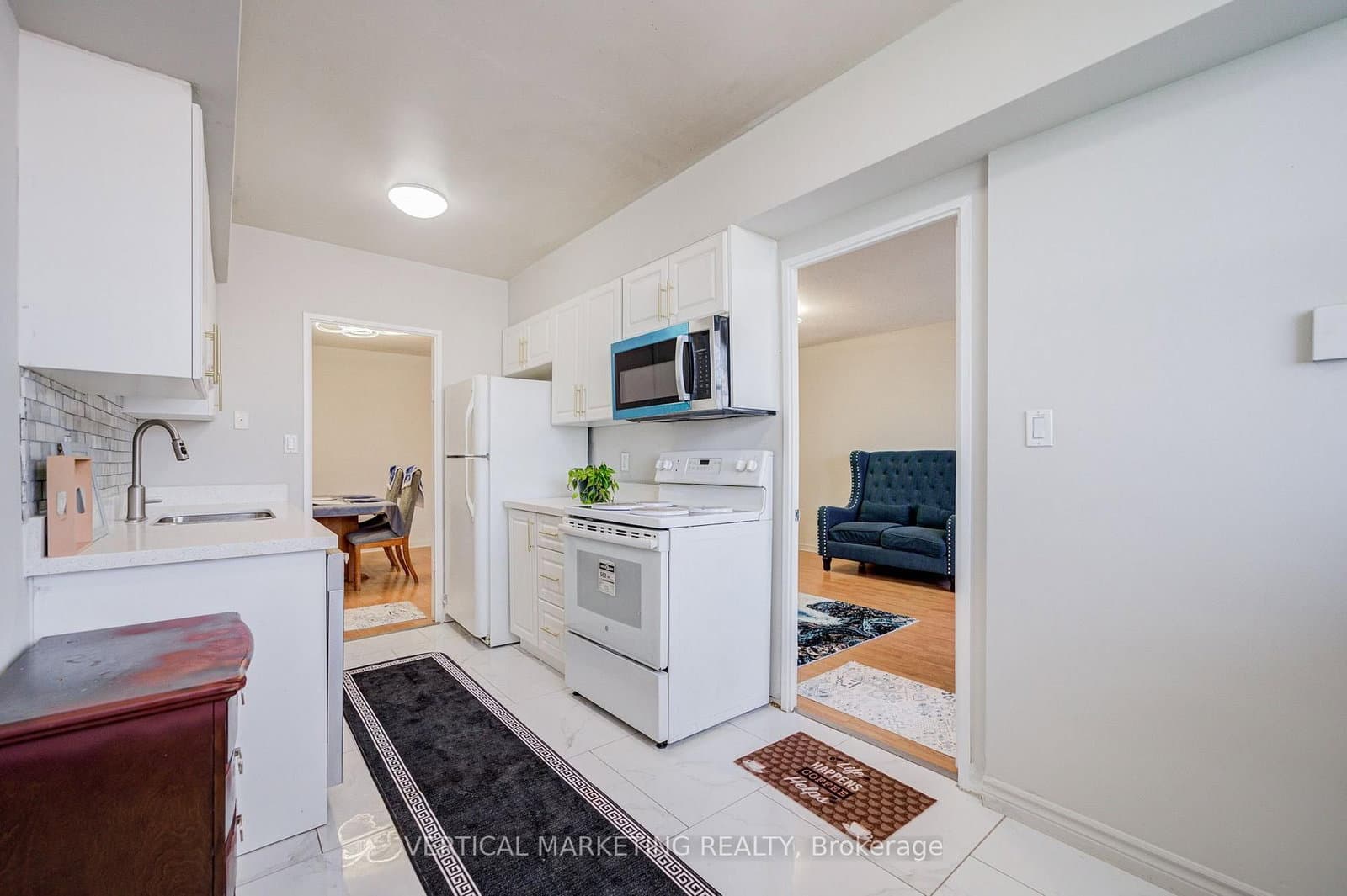20 Gilder Drive E, Unit PH07 thumbnail 7
