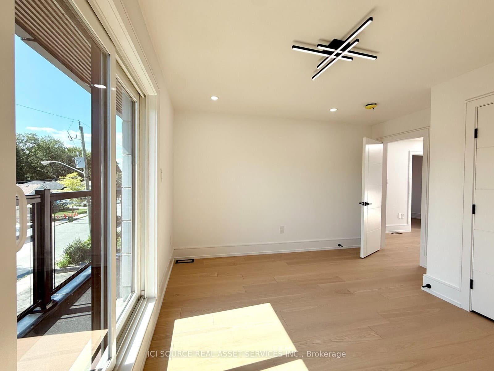 21 Vanbrugh Avenue thumbnail 26