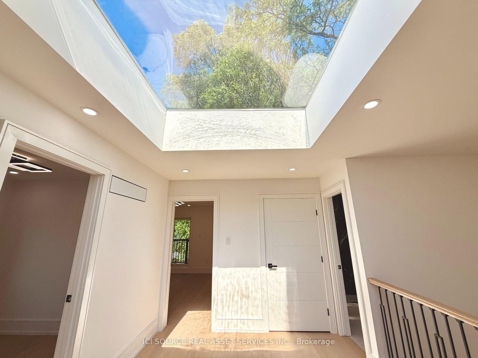 21 Vanbrugh Avenue thumbnail 27