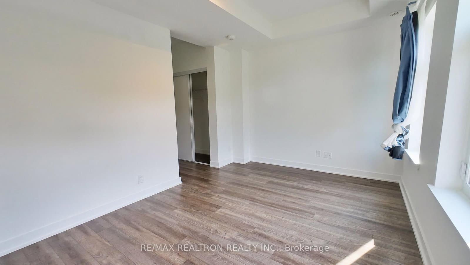 20 Echo Point, Unit 128 thumbnail 16