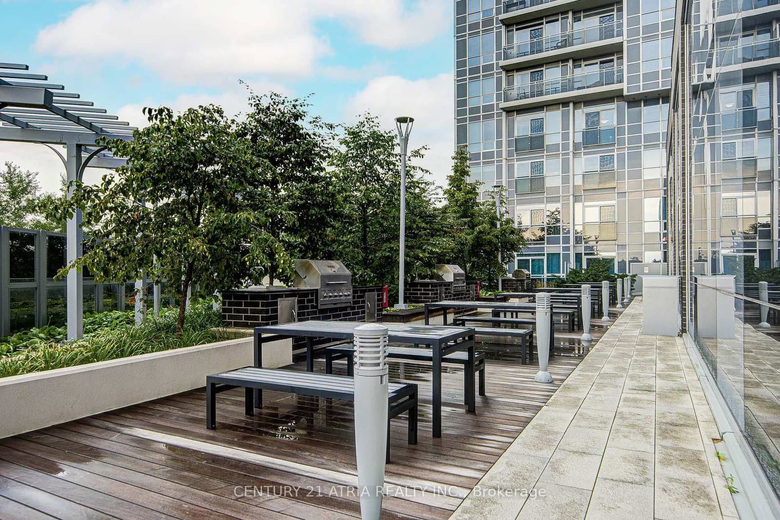 275 Village Green Square, Unit 2919 thumbnail 14