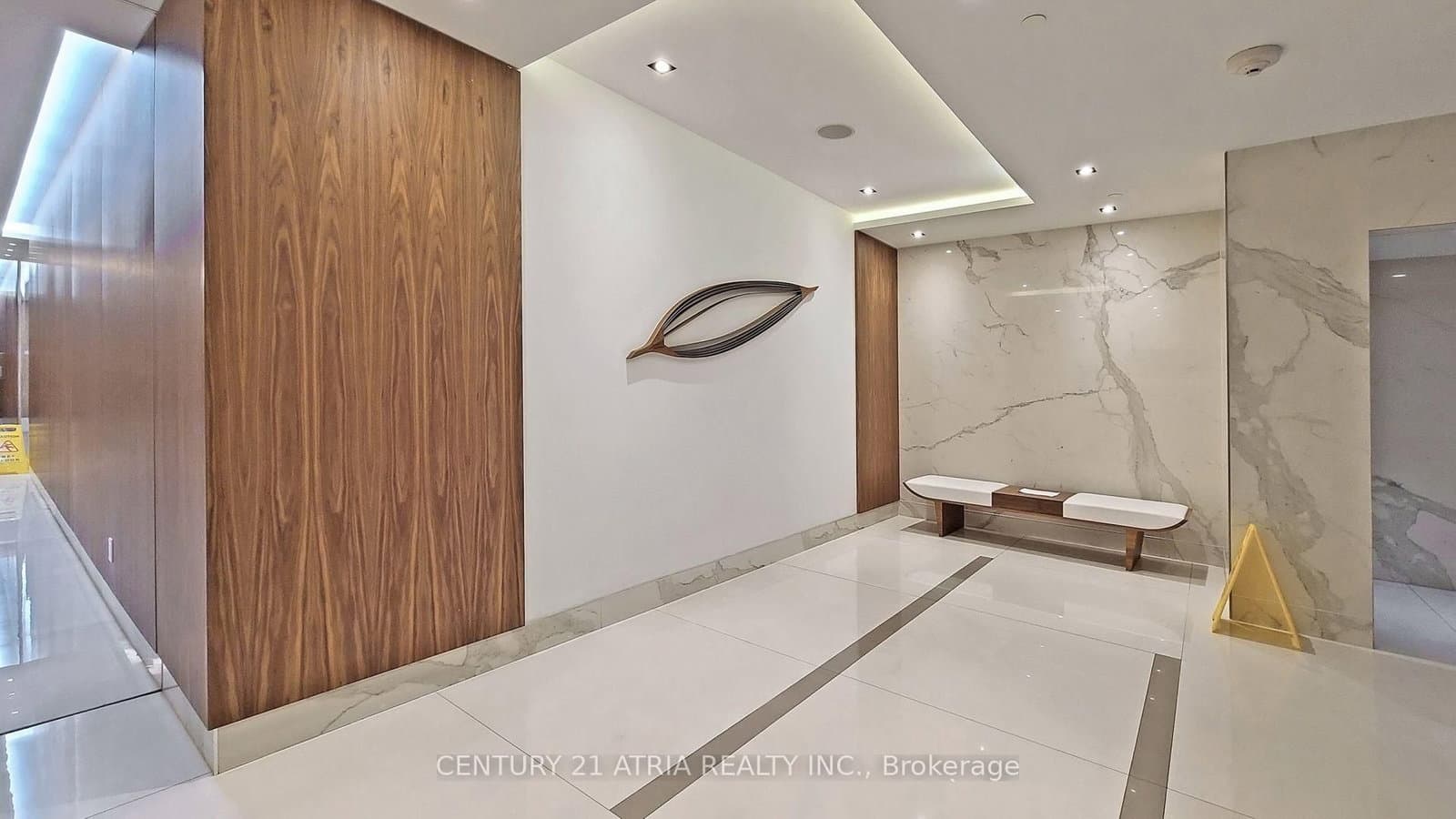 275 Village Green Square, Unit 2919 thumbnail 24