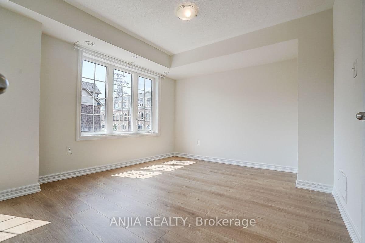 2641 Eaglesham Path thumbnail 27