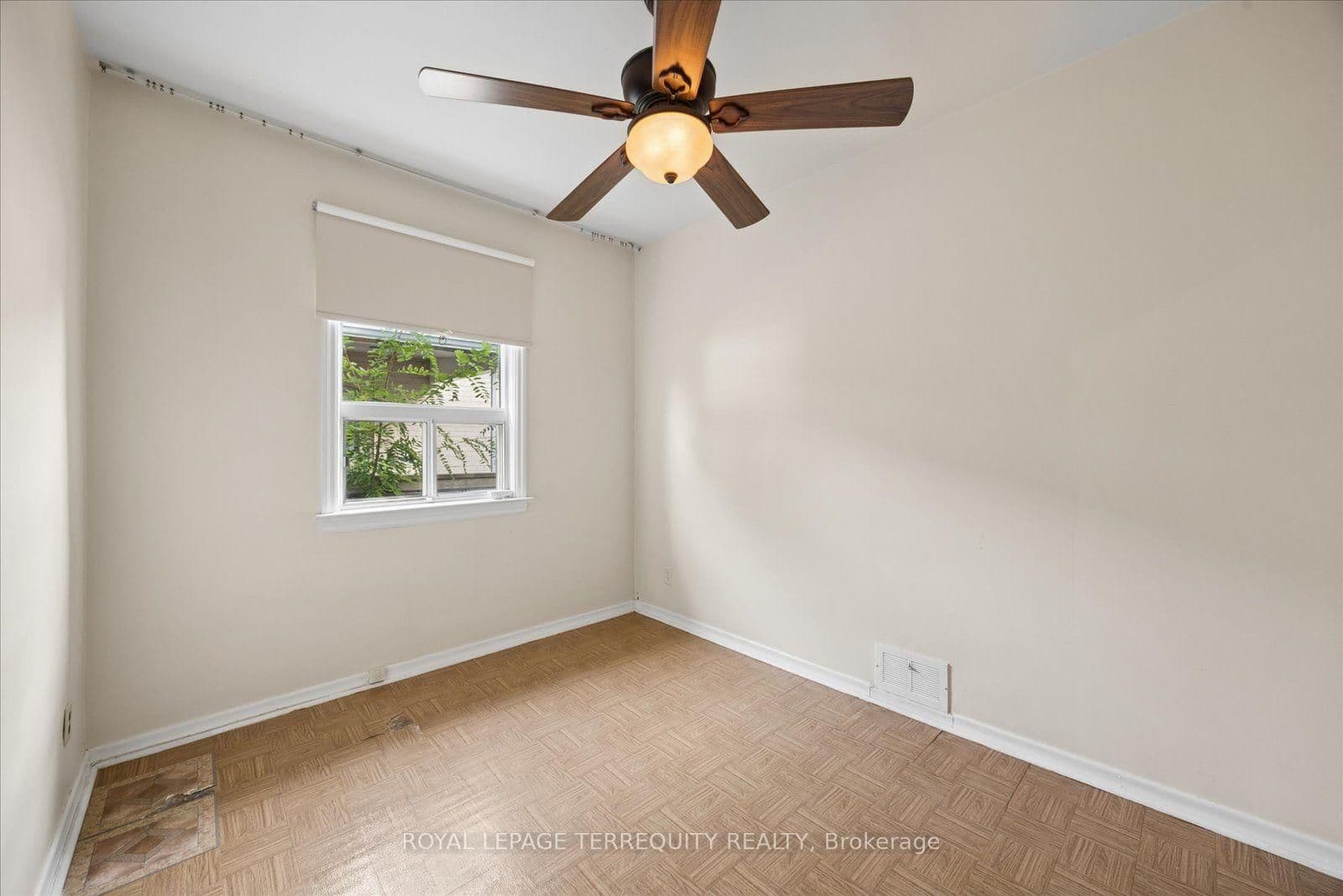 120 Ellington Drive thumbnail 11