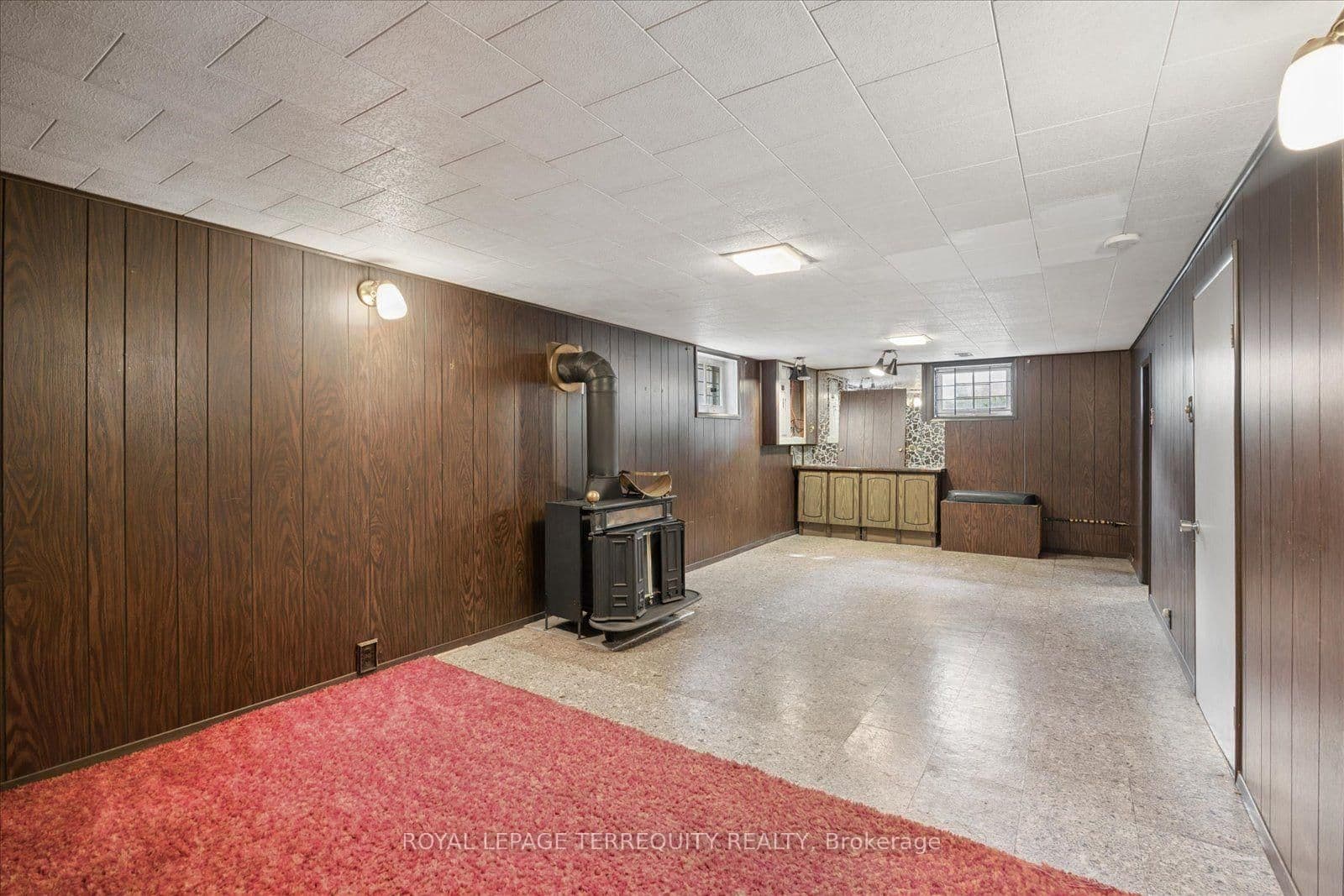 120 Ellington Drive thumbnail 21