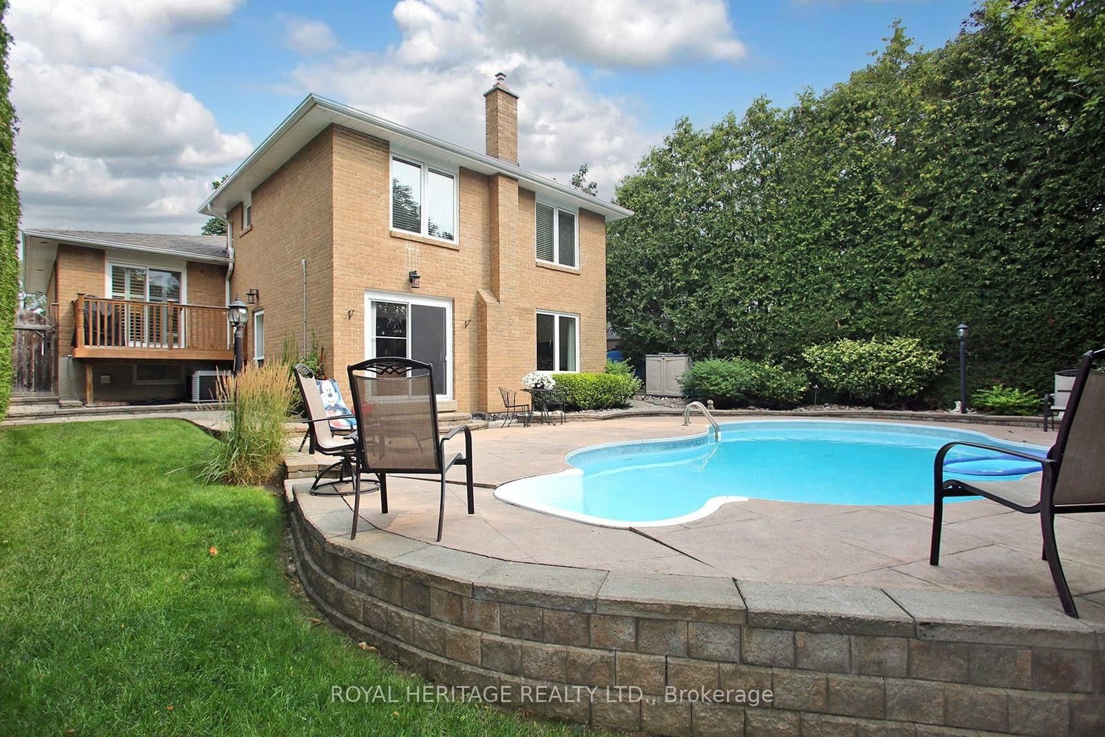 35 Langevin Crescent thumbnail 41