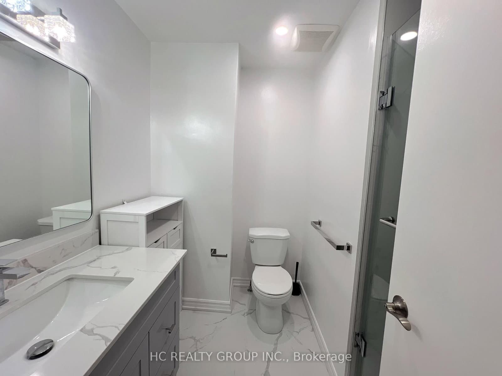 2061 Bridletowne Circle, Unit 44 thumbnail 12