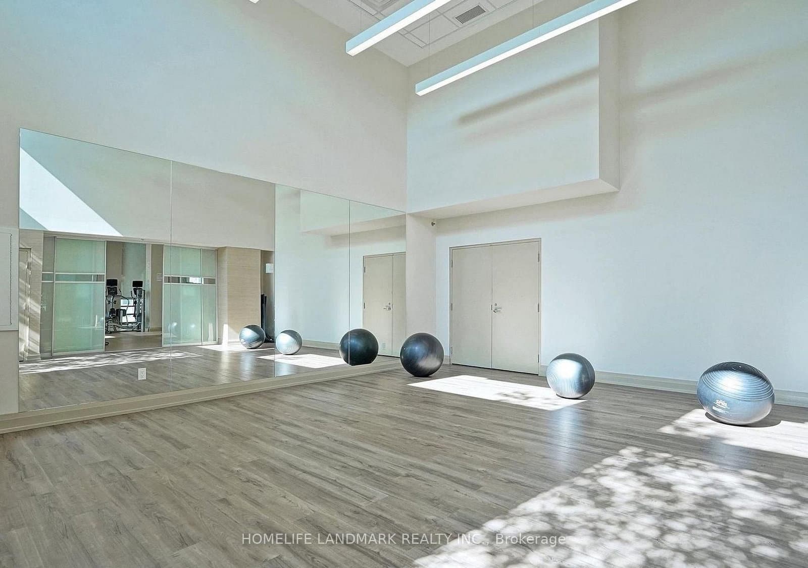 195 Bonis Avenue, Unit 2204 thumbnail 20
