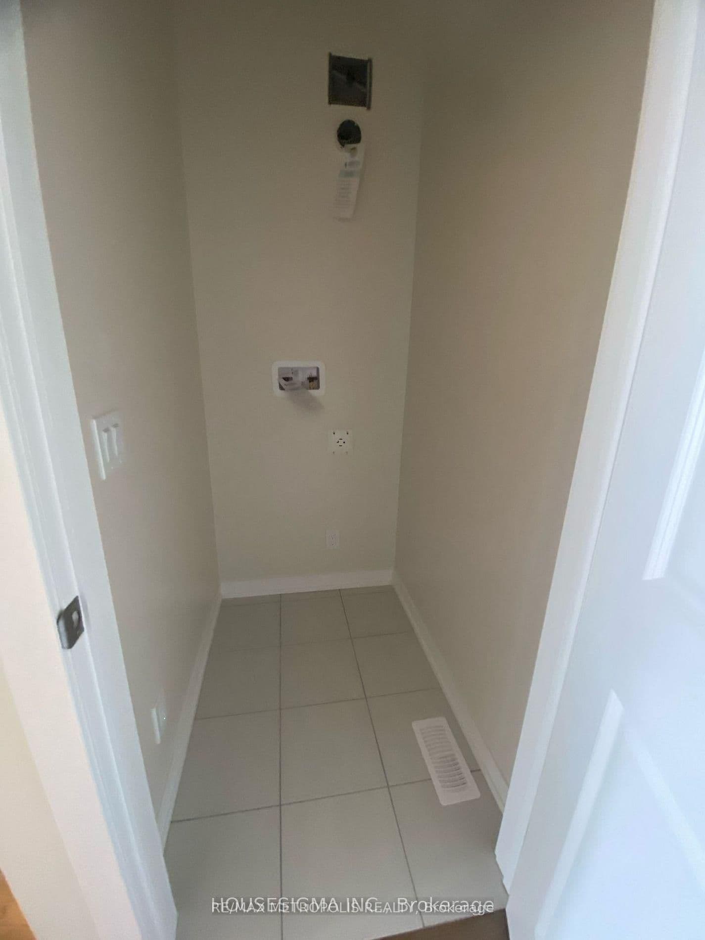 3110 Sideline Rd 16 Road thumbnail 9