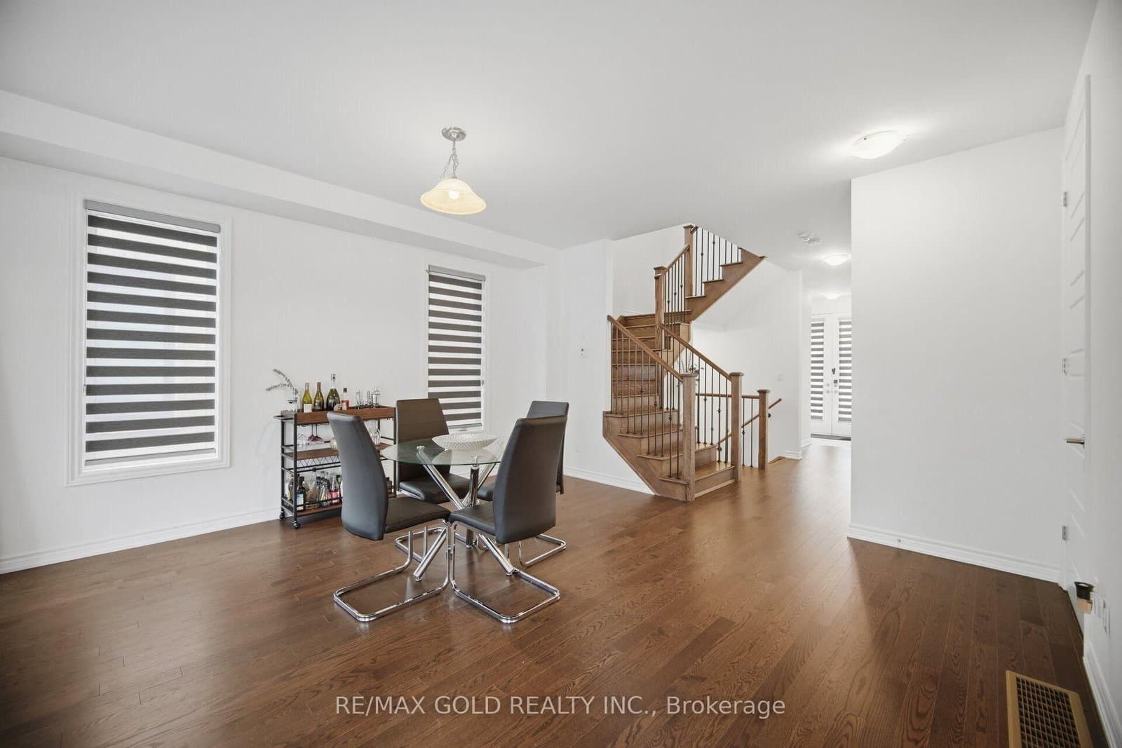 426 Coronation Road thumbnail 8