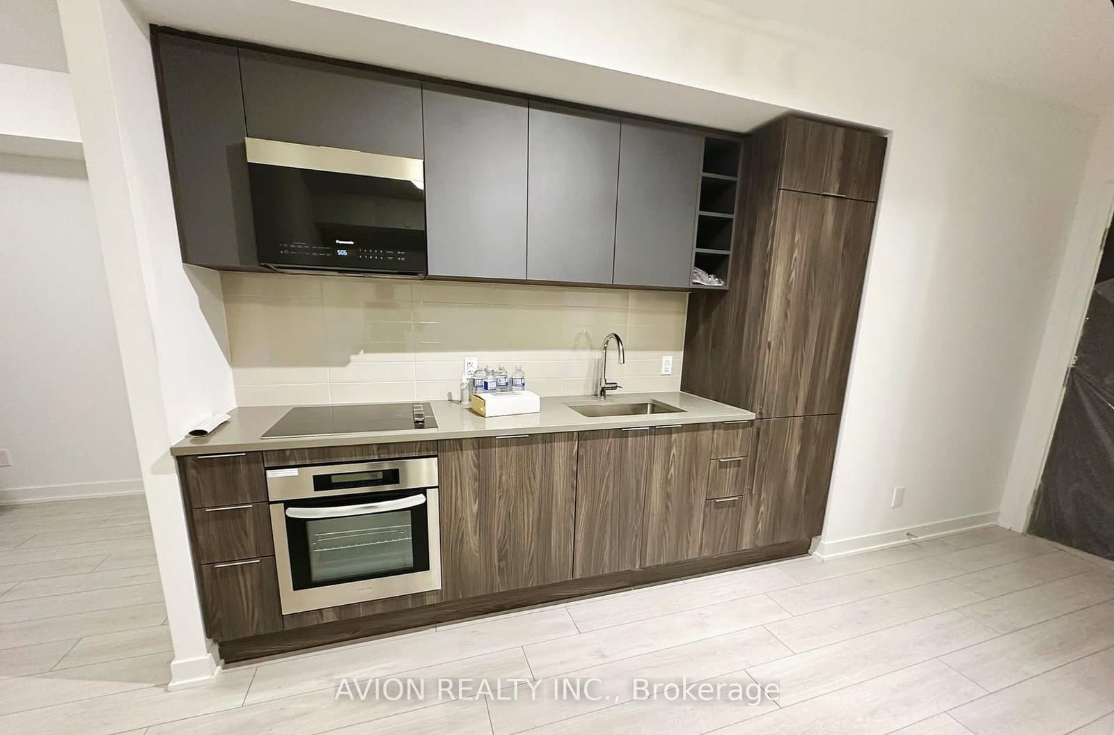 2033 Kennedy Road, Unit 3209 thumbnail 3