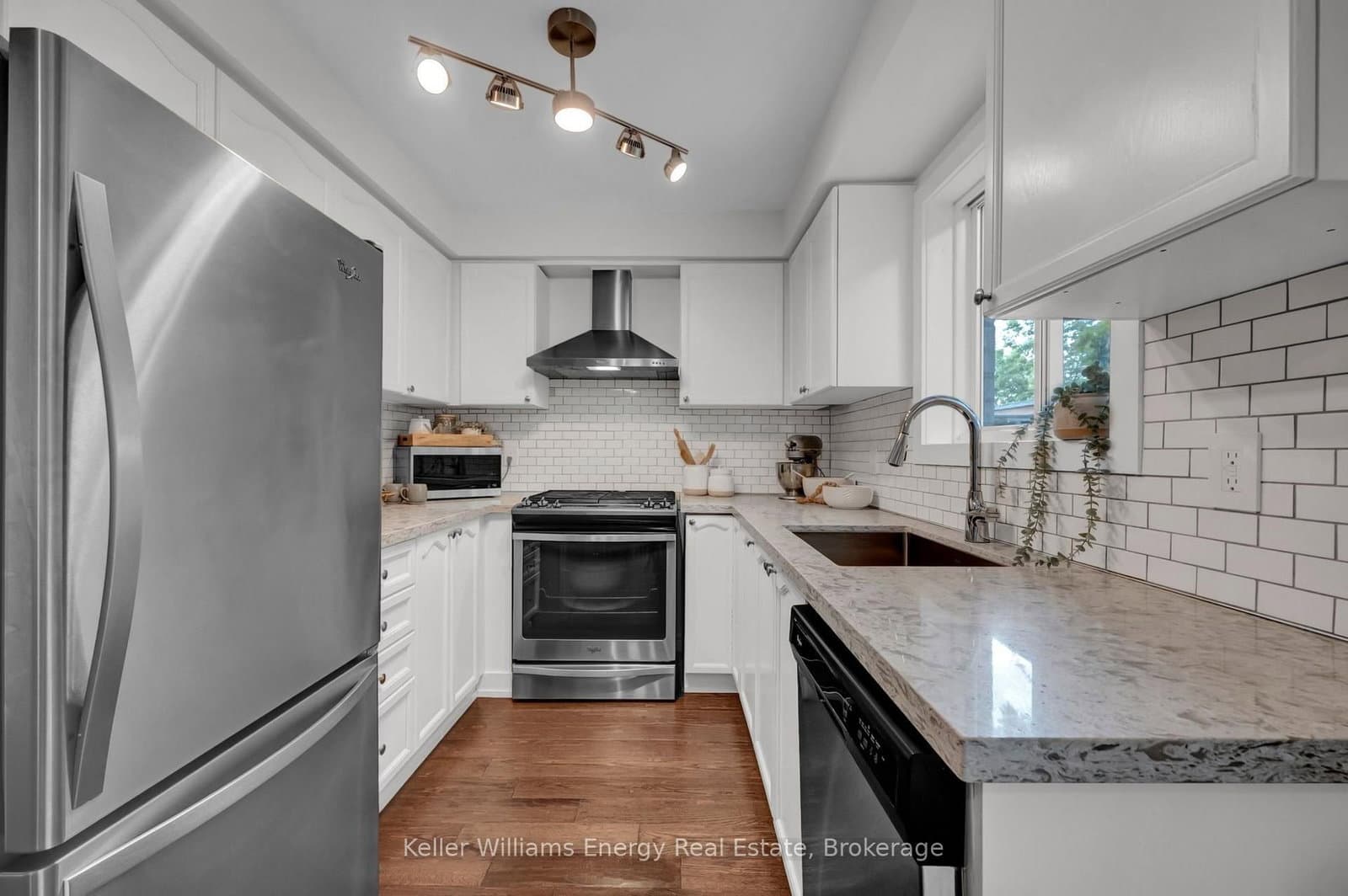 4 Primeau Avenue thumbnail 18