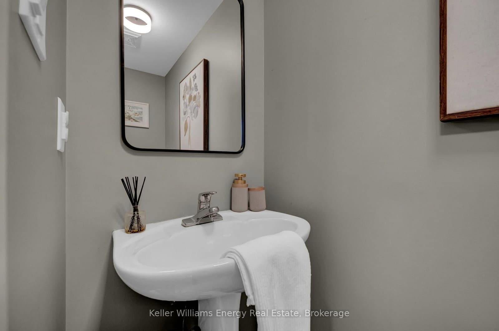 4 Primeau Avenue thumbnail 24