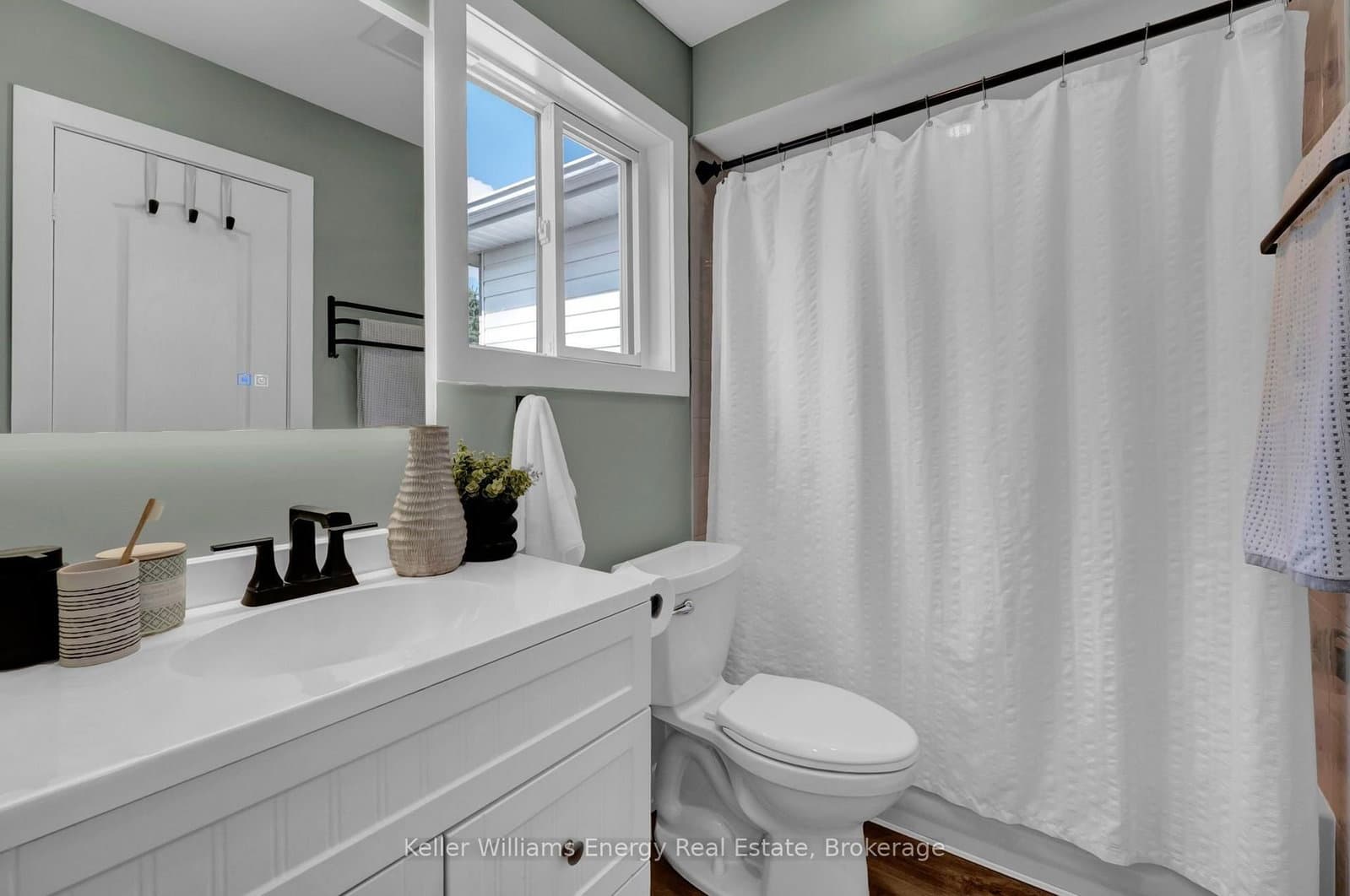 4 Primeau Avenue thumbnail 32