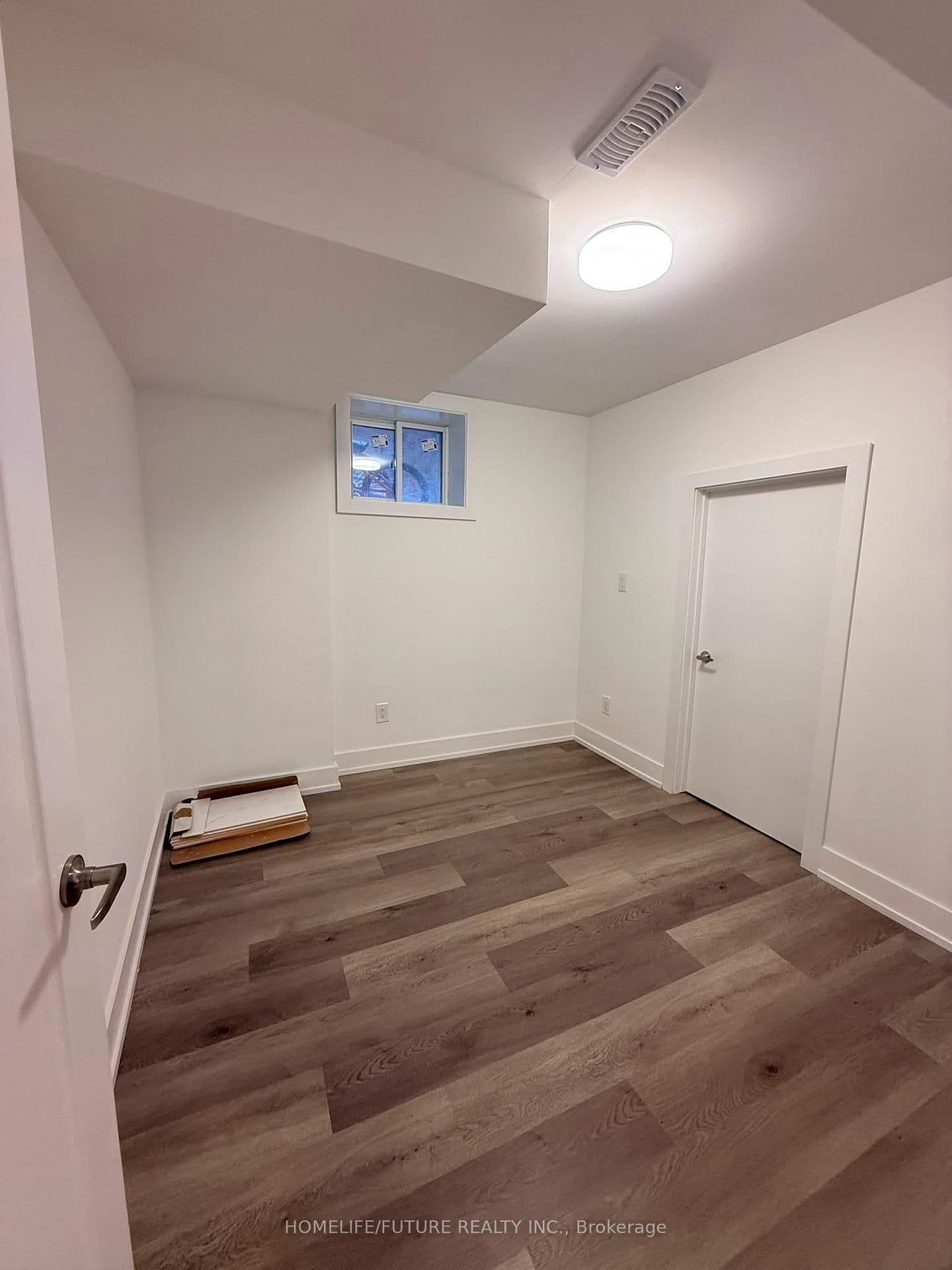 45 Brabin Circle, Unit Bsmt thumbnail 7