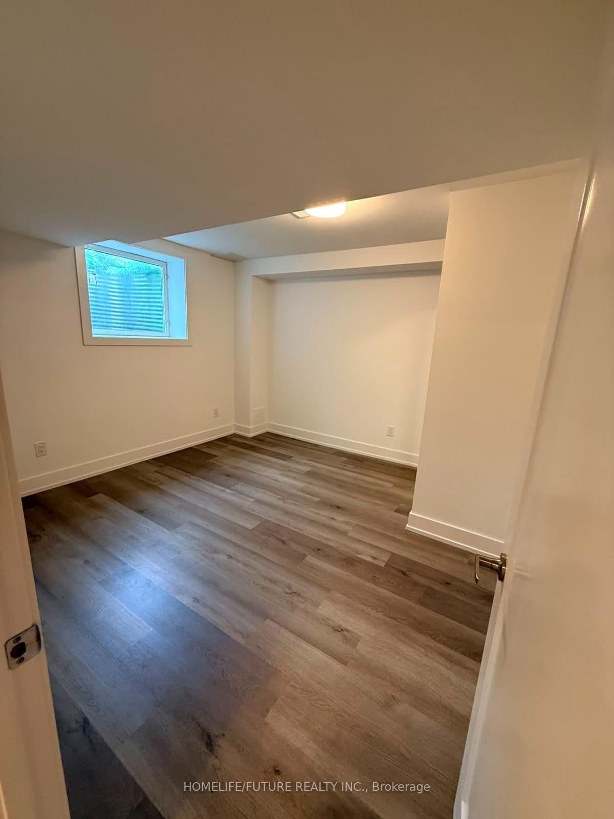 45 Brabin Circle, Unit Bsmt thumbnail 9