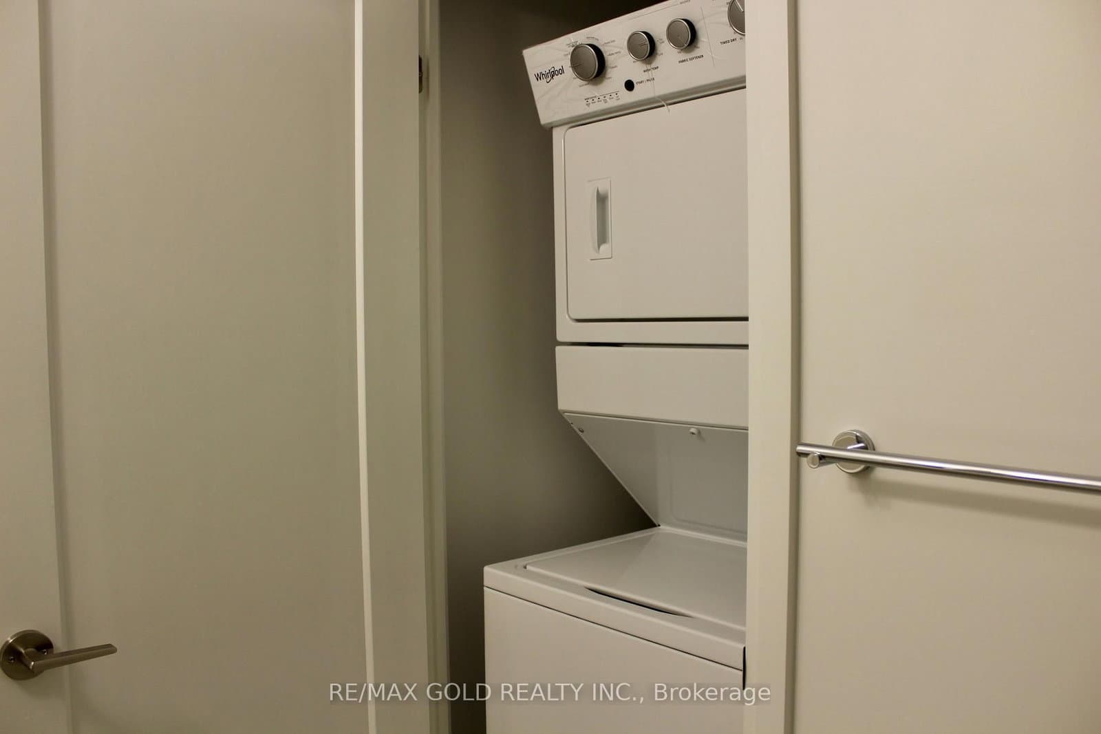 3220 Sheppard Avenue E, Unit 218 thumbnail 14
