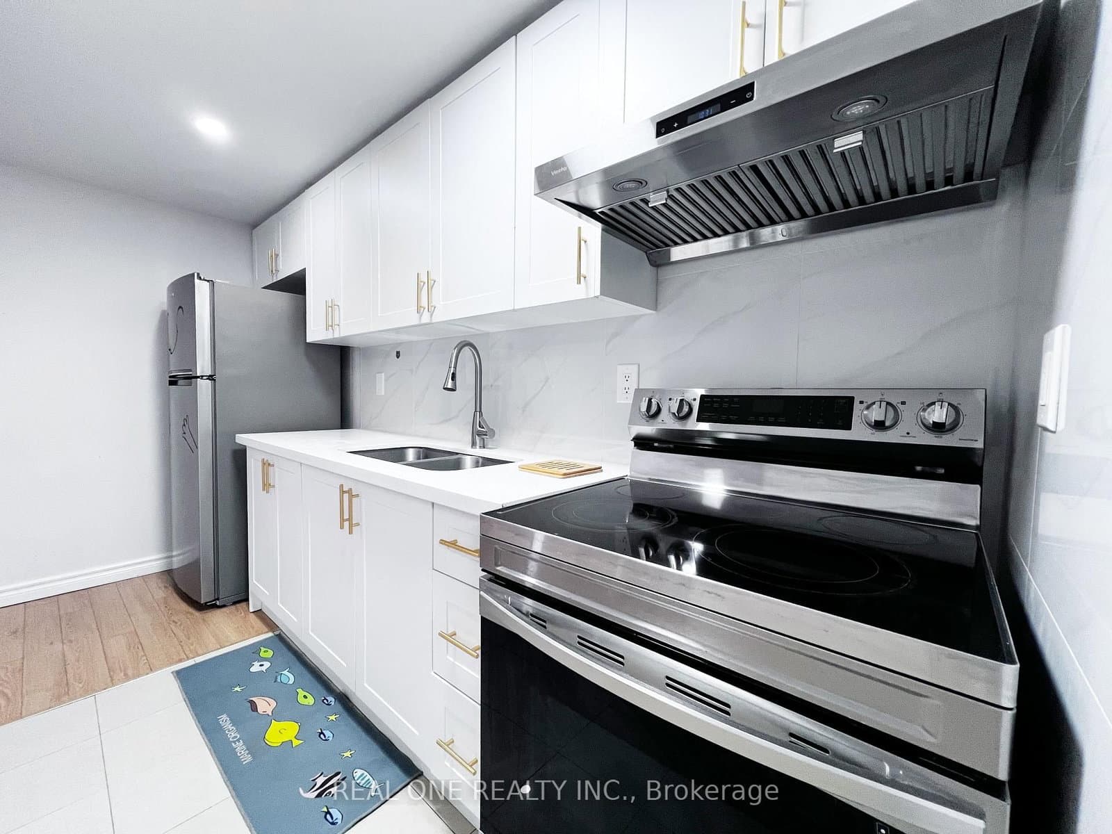 1098 Sandhurst Circle, Unit BSMT thumbnail 9