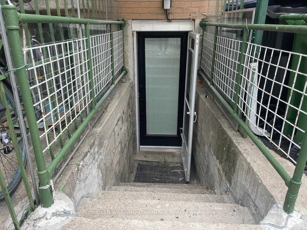 372 Highfield Road, Unit #Lower thumbnail 17