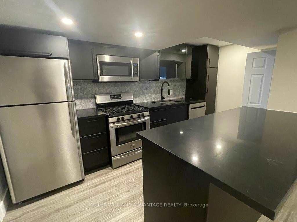 372 Highfield Road, Unit #Lower thumbnail 2