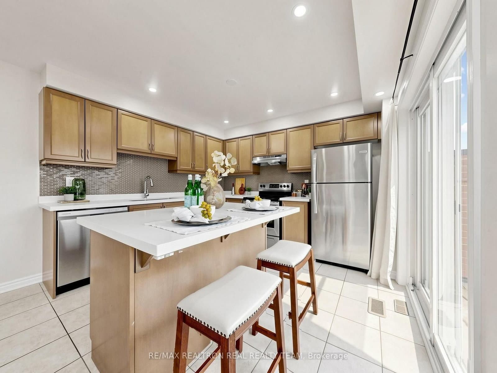 2708 Burkholder Drive thumbnail 17