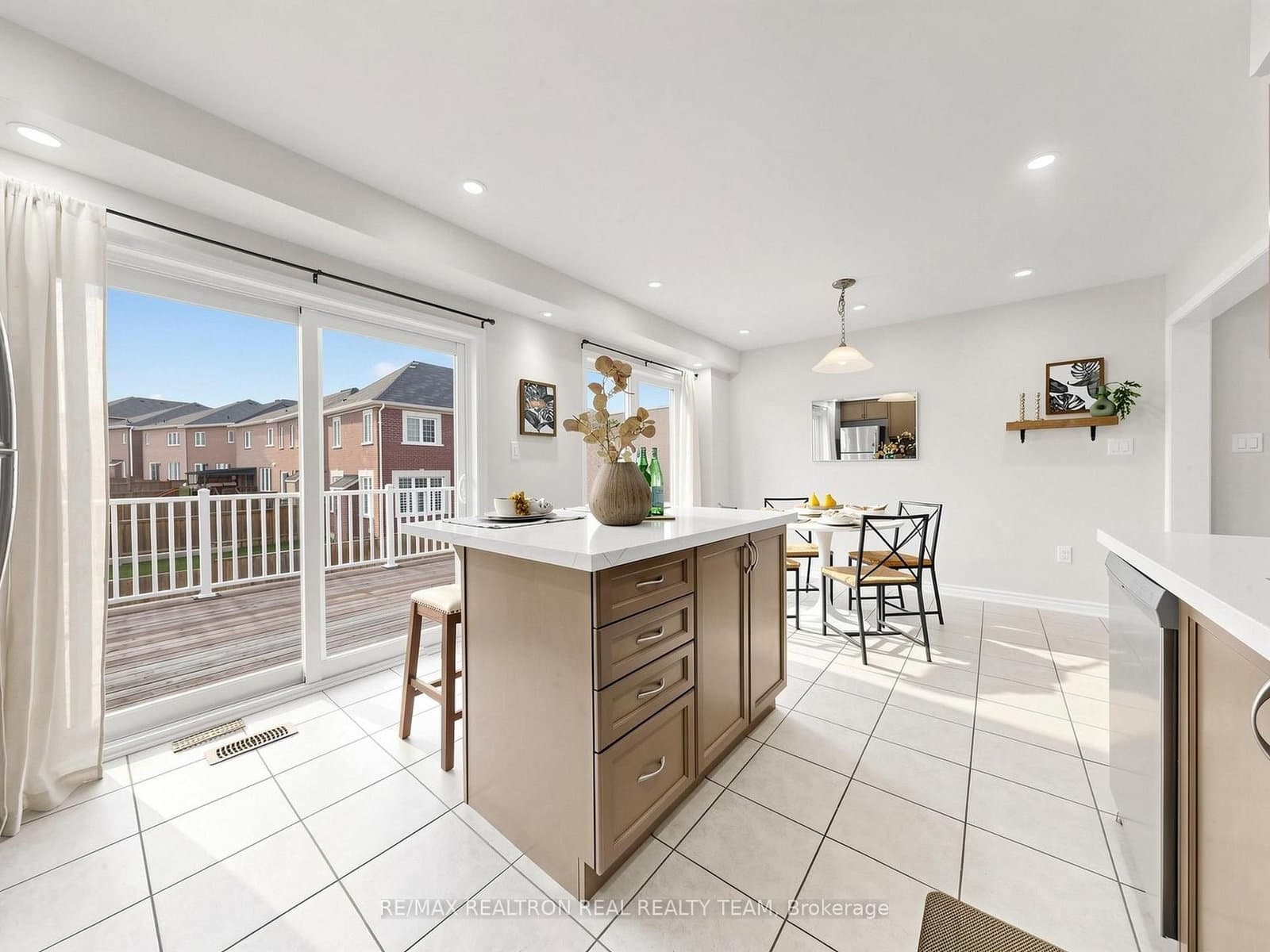 2708 Burkholder Drive thumbnail 19
