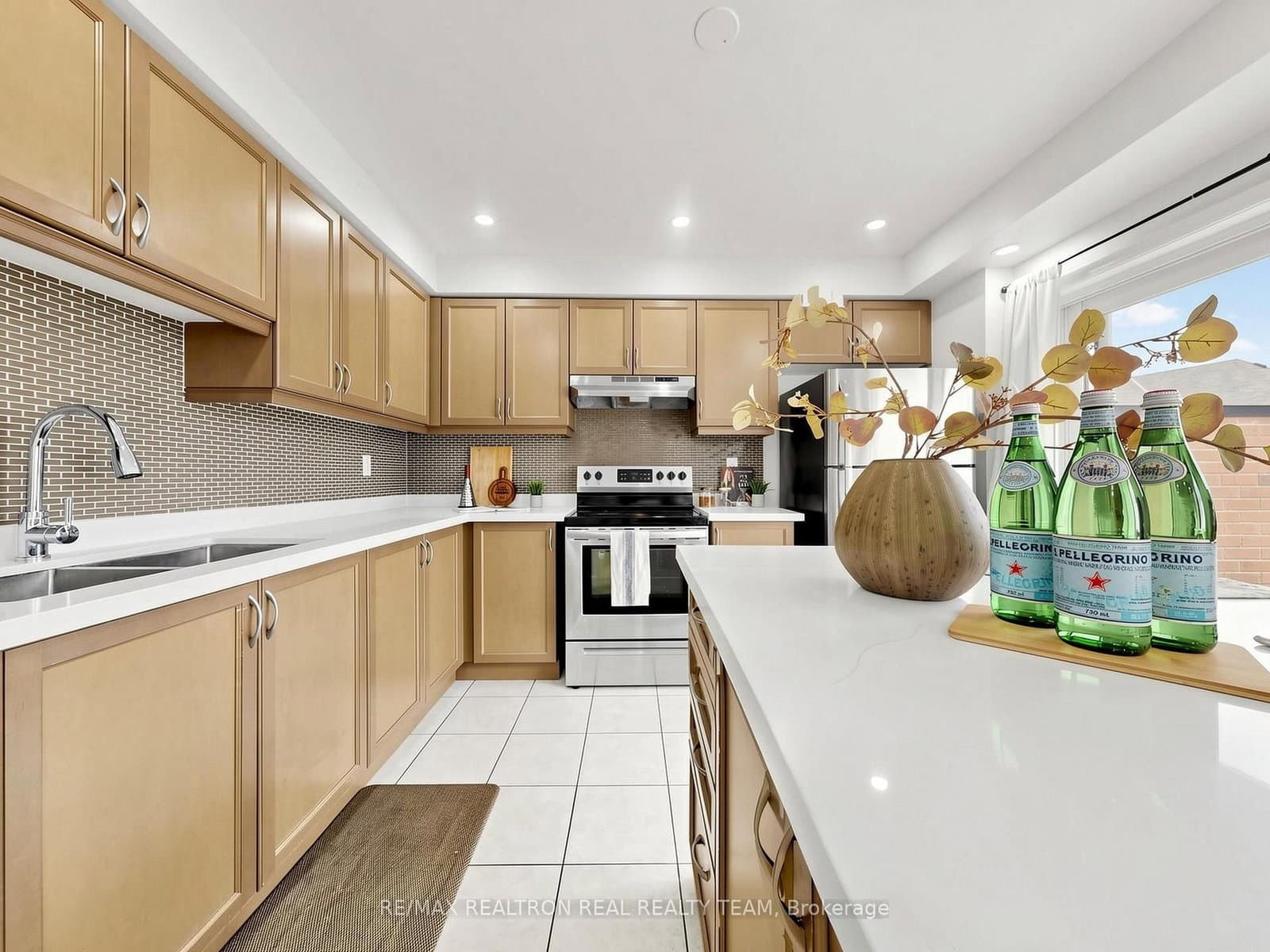 2708 Burkholder Drive thumbnail 20