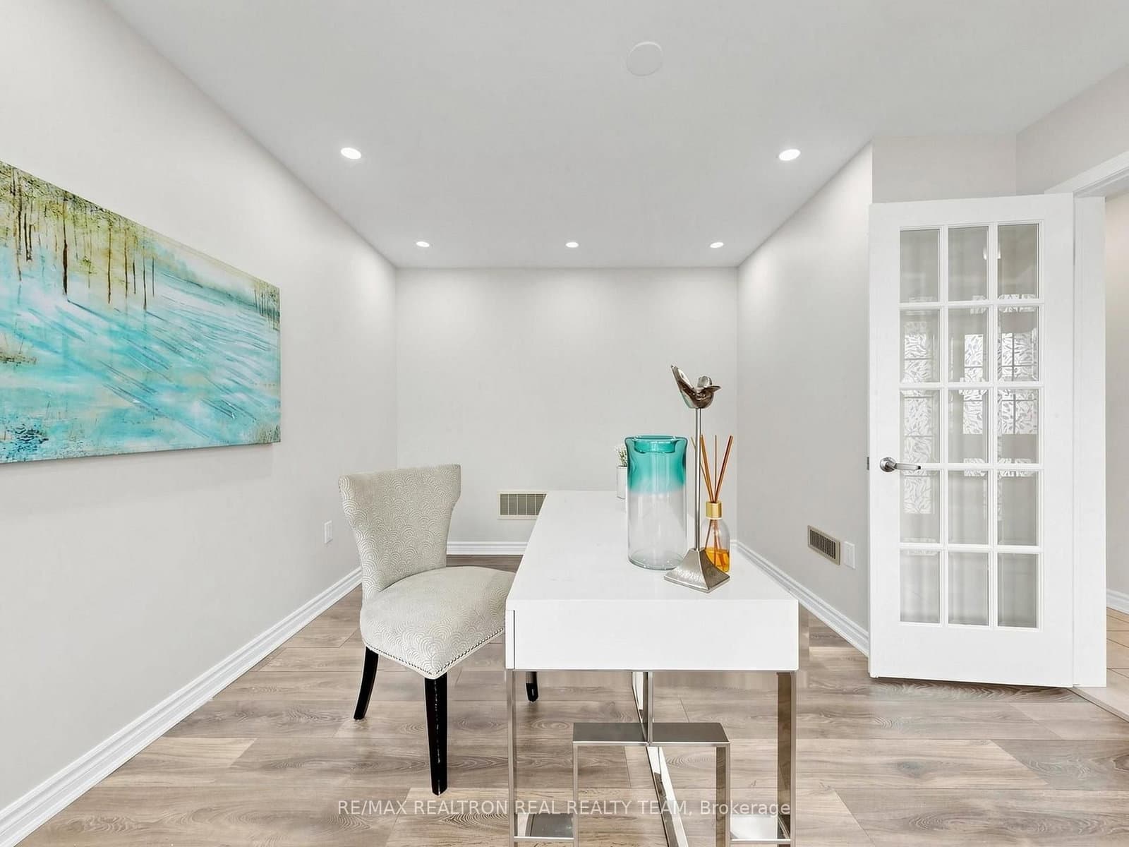 2708 Burkholder Drive thumbnail 29