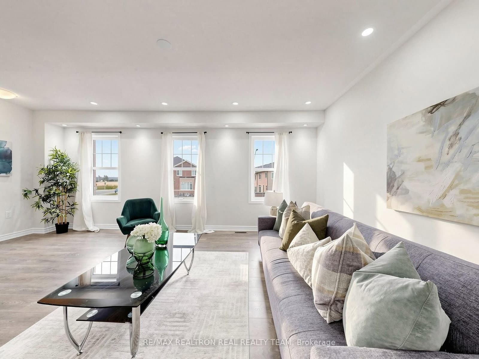 2708 Burkholder Drive thumbnail 7