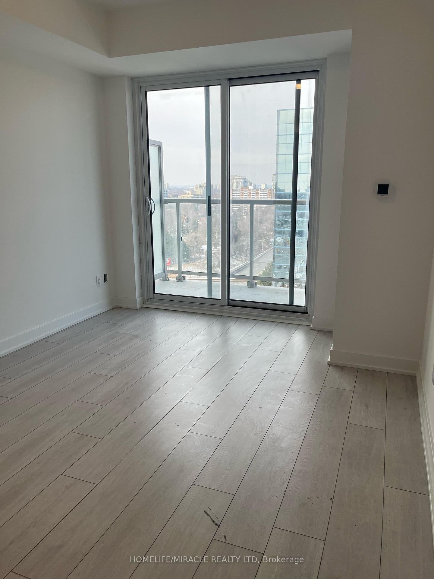 2031 Kennedy Road N, Unit 1620 thumbnail 11