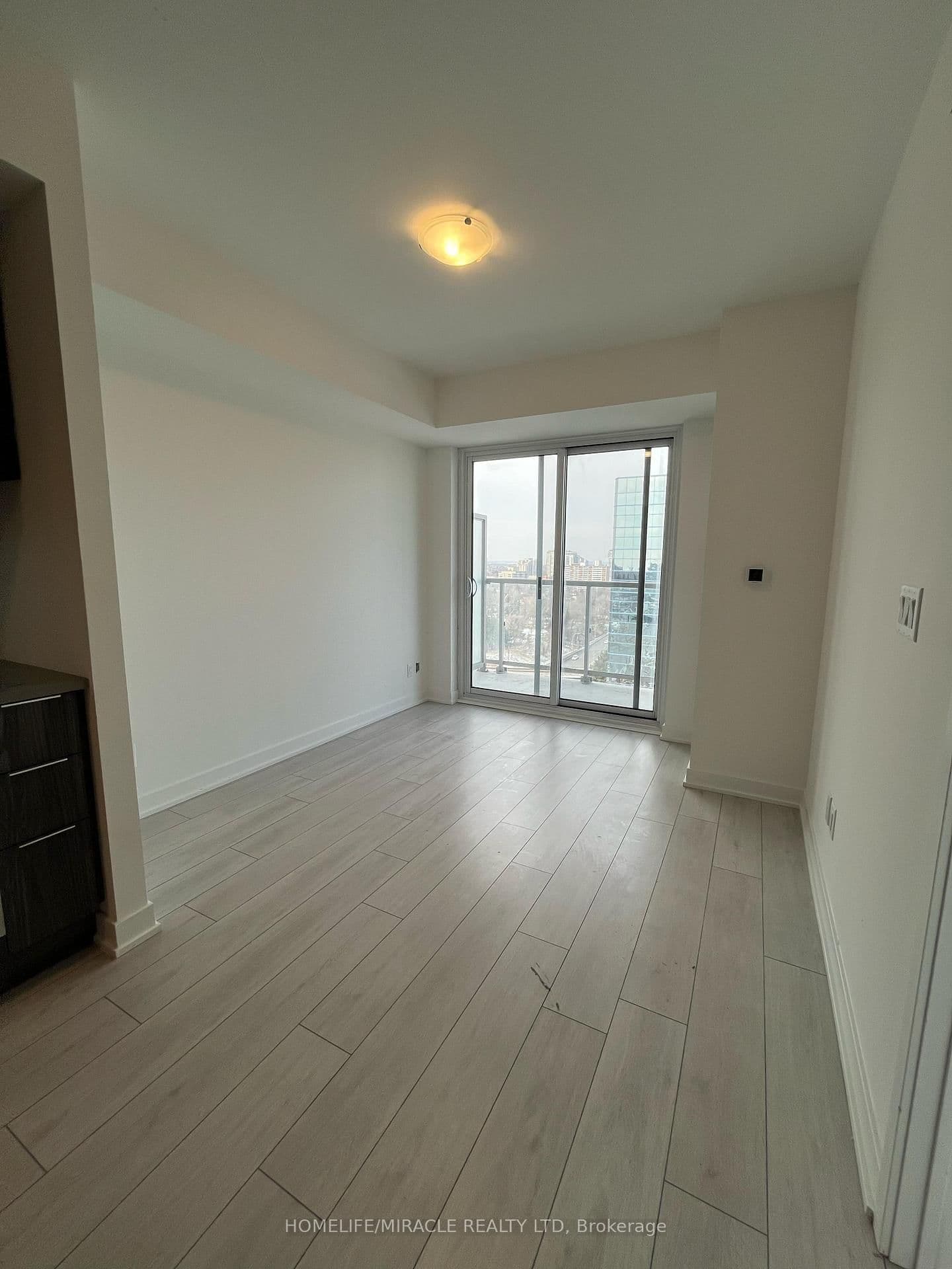 2031 Kennedy Road N, Unit 1620 thumbnail 12