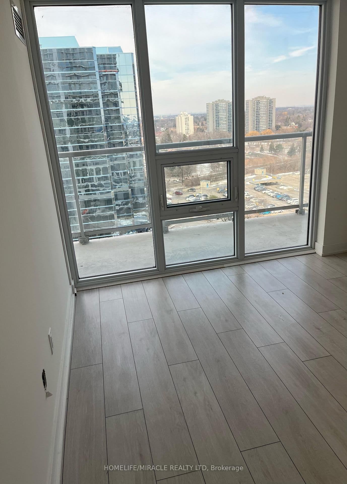 2031 Kennedy Road N, Unit 1620 thumbnail 17
