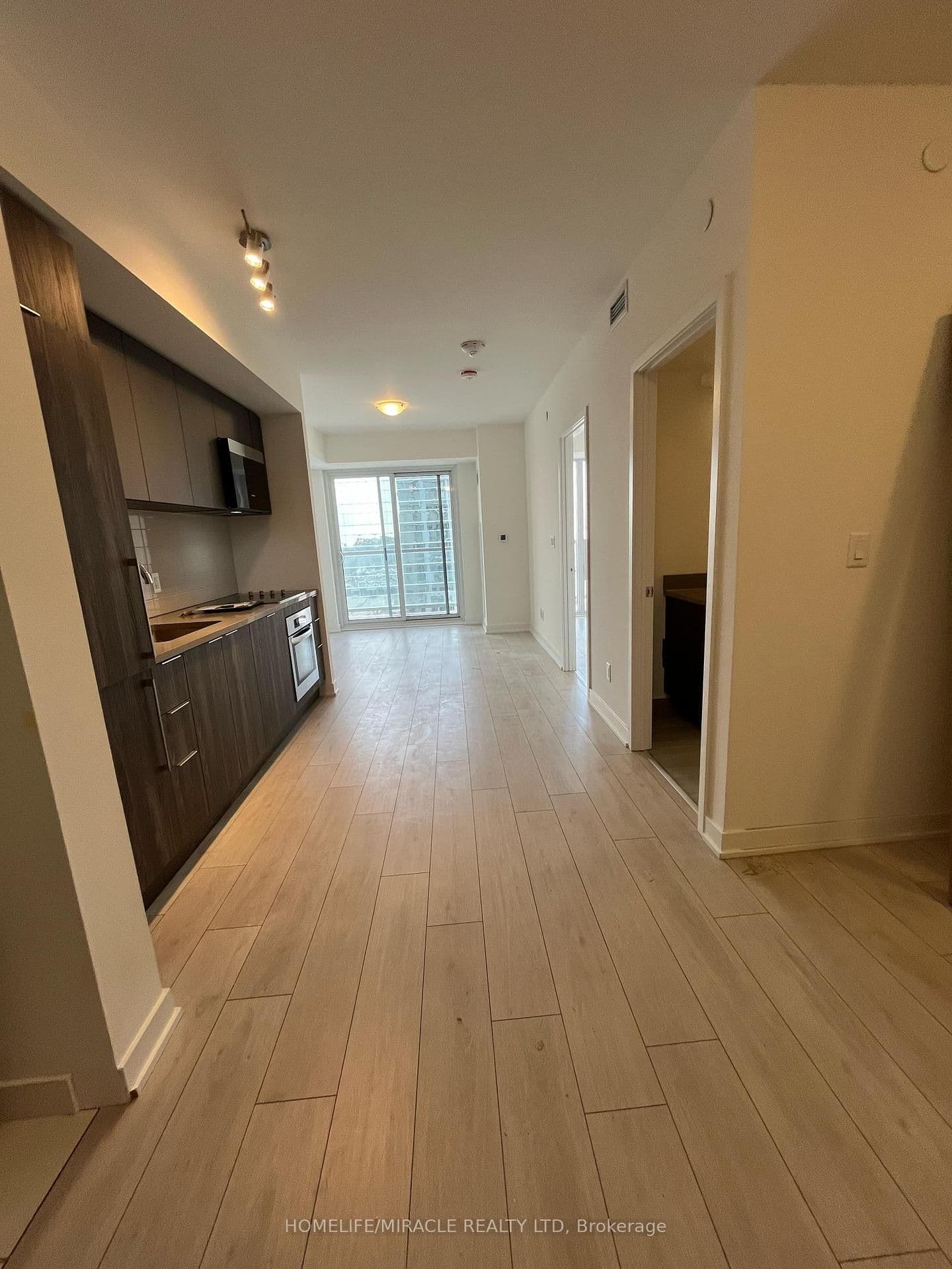 2031 Kennedy Road N, Unit 1620 thumbnail 2