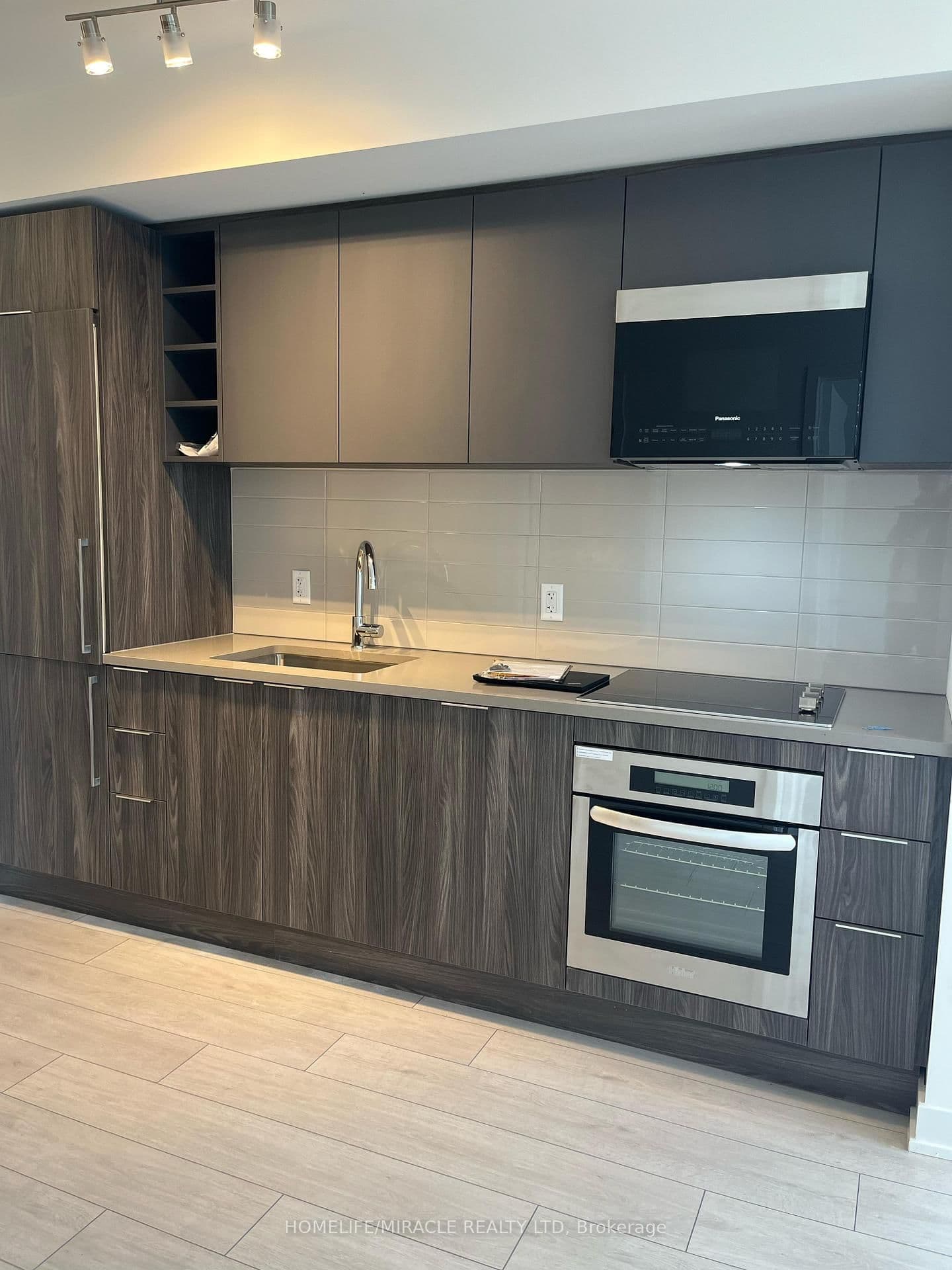 2031 Kennedy Road N, Unit 1620 thumbnail 7